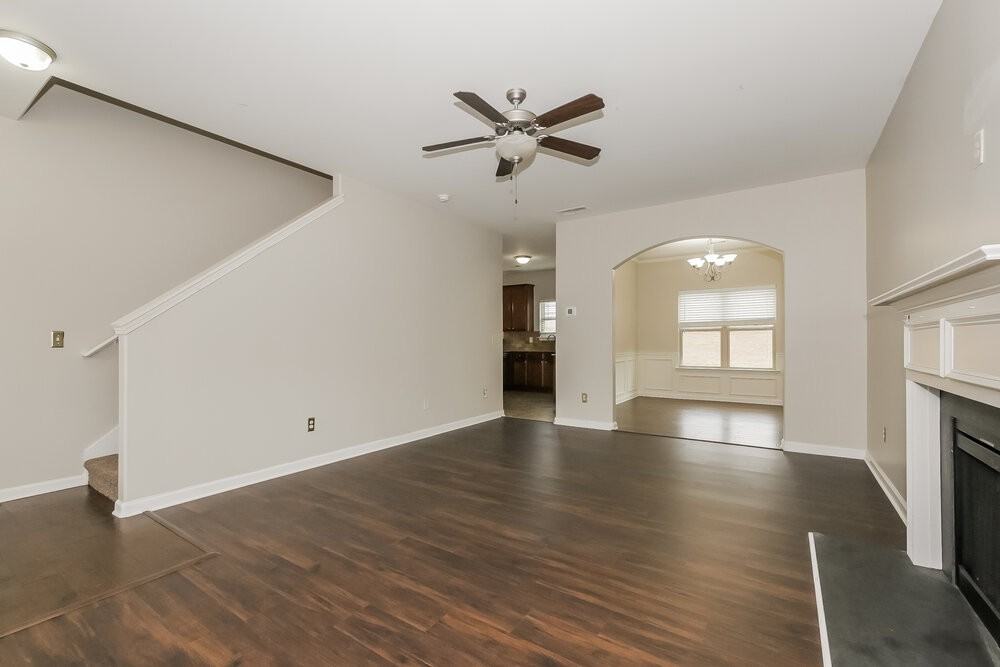 632 Stevens Pl - Photo 6 of 17