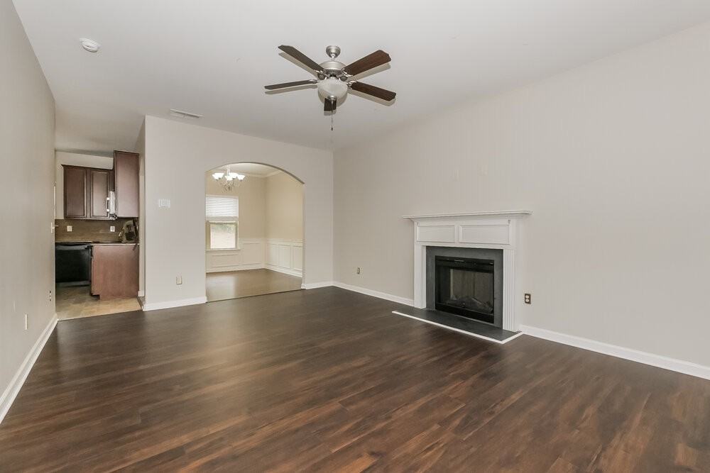 632 Stevens Pl - Photo 7 of 17