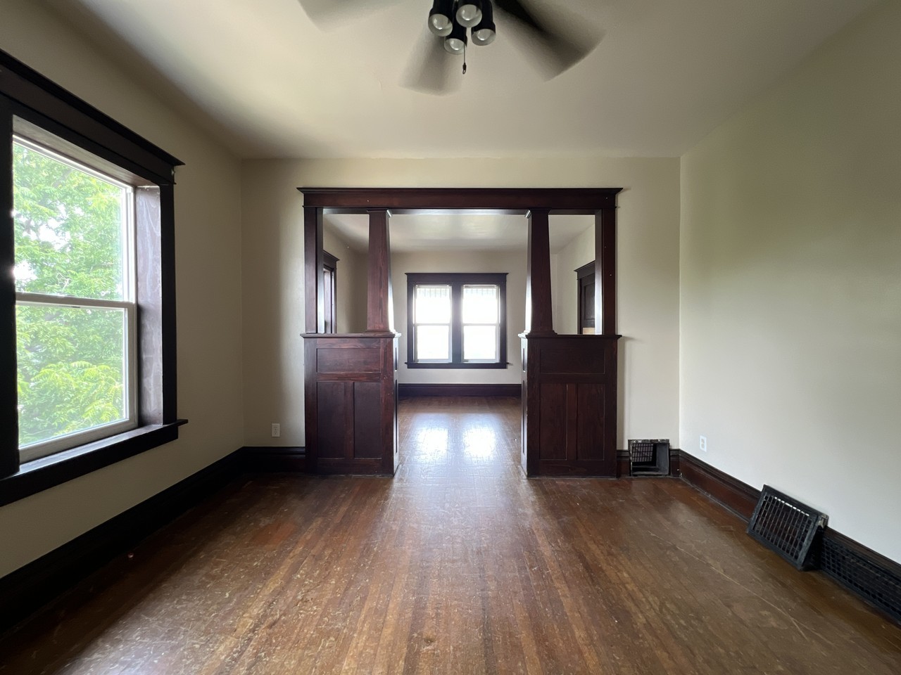809 W 8th St #1-2 - Photo 3 of 11