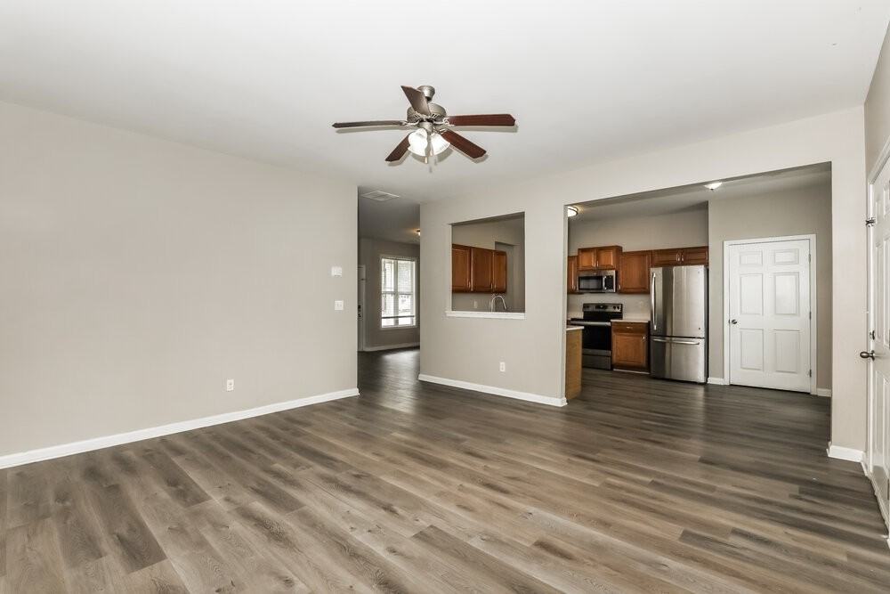 1456 Arbor Place Dr - Photo 5 of 17