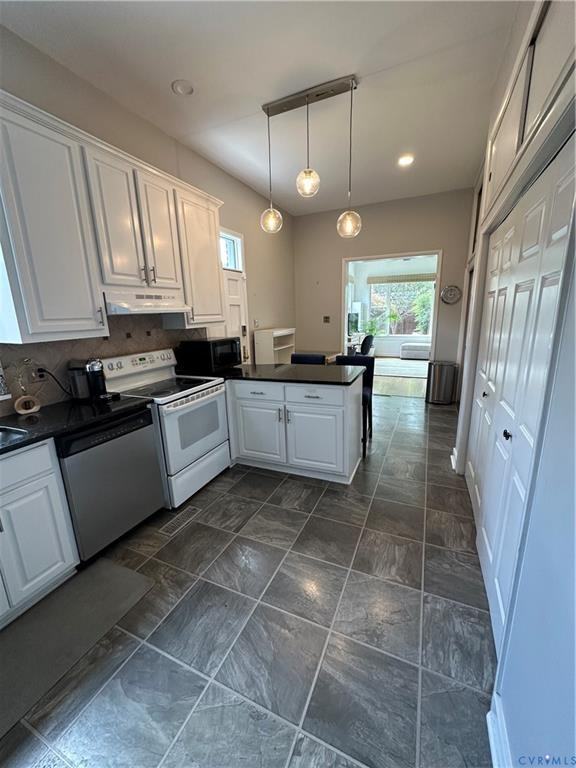 404 N Shields Ave #1 - Photo 3 of 15