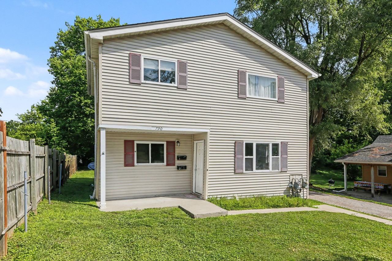790 Harriet St #1 - Photo 2 of 14