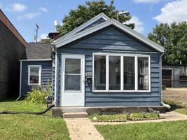 featured image of 1227 Elm St #1