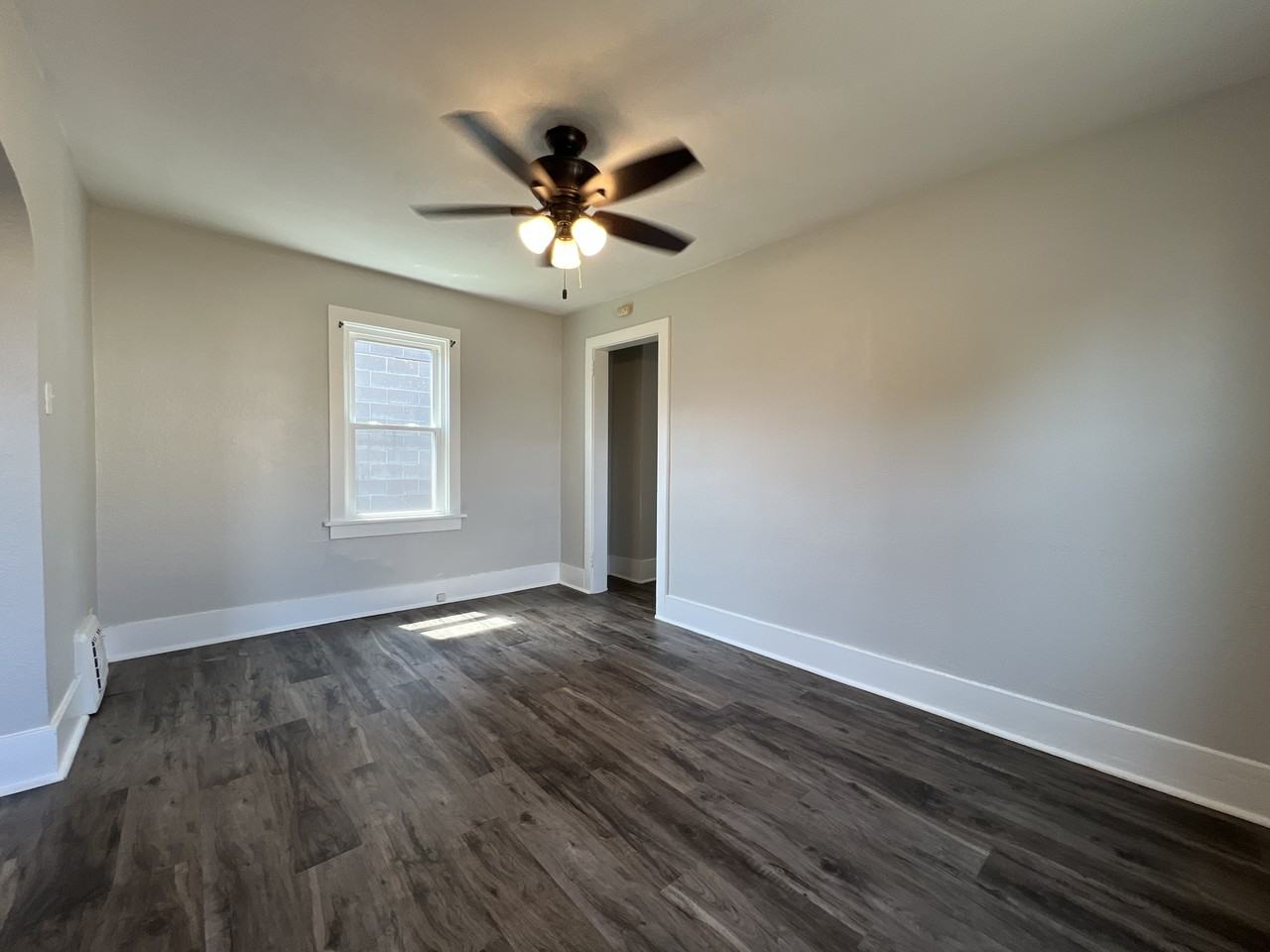1227 Elm St #1 - Photo 4 of 15
