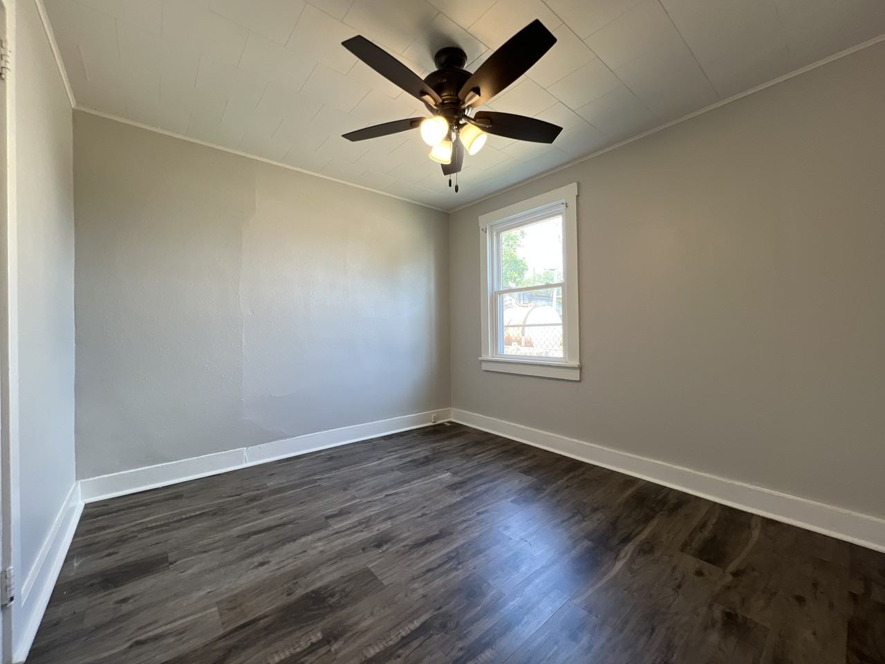 1227 Elm St #1 - Photo 7 of 15