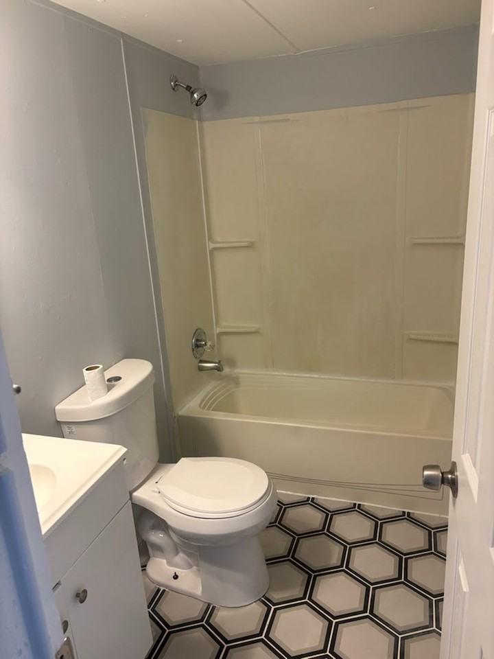 150 Merritt Dr #1 - Photo 2 of 4