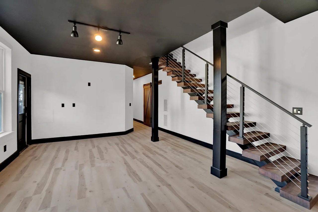 228 Pursley St - Photo 6 of 31