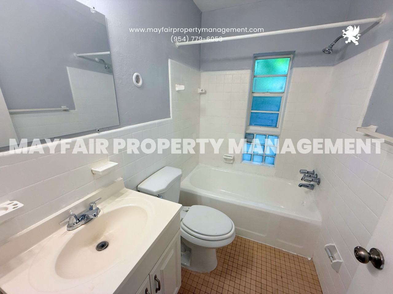 643 Ne 17th Ter #4 - Photo 7 of 16