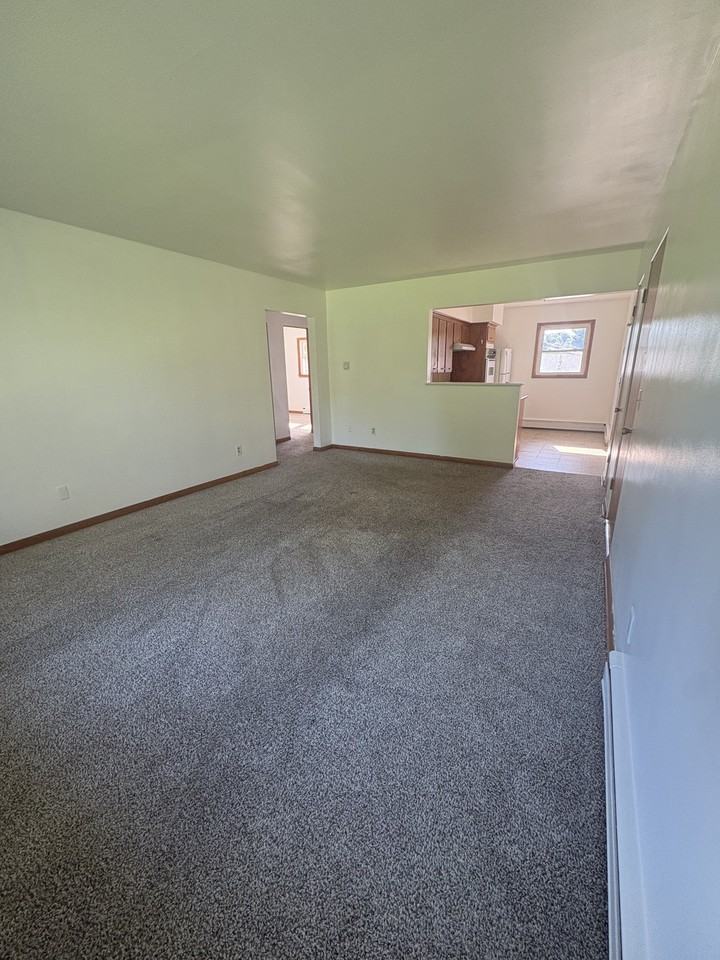 108 Brewer Dr #5 - Photo 4 of 22