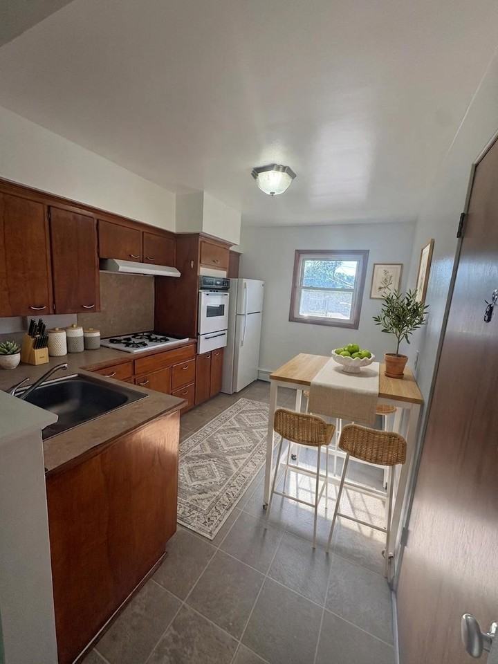 108 Brewer Dr #5 - Photo 7 of 22