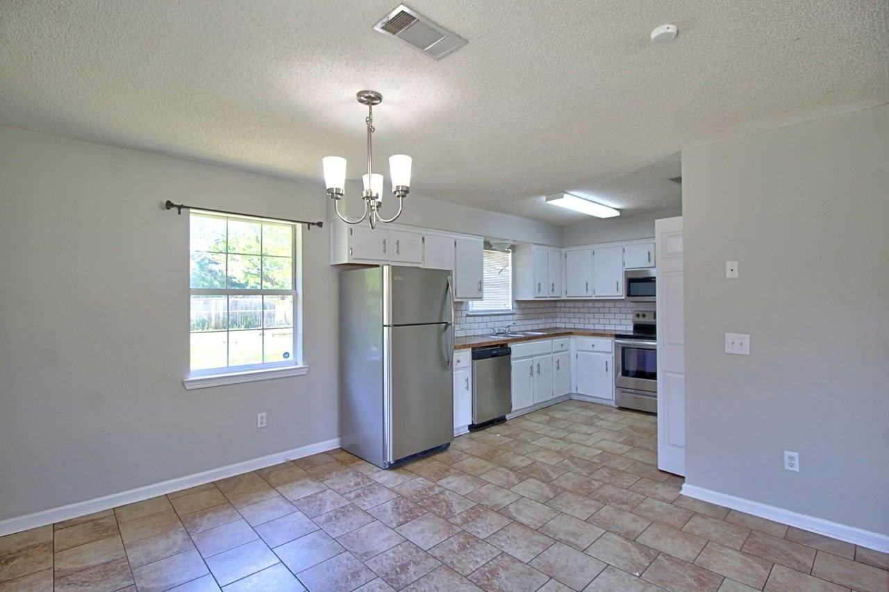218 Sheila Dr #1 - Photo 6 of 28
