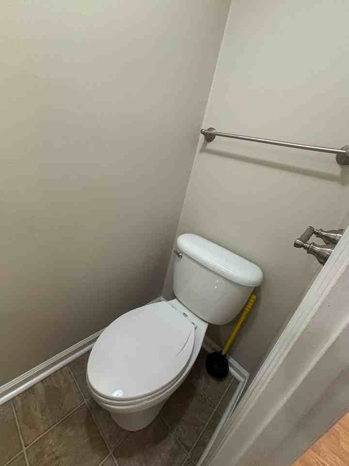 422 Kirkcaldy Ct #1 - Photo 6 of 24