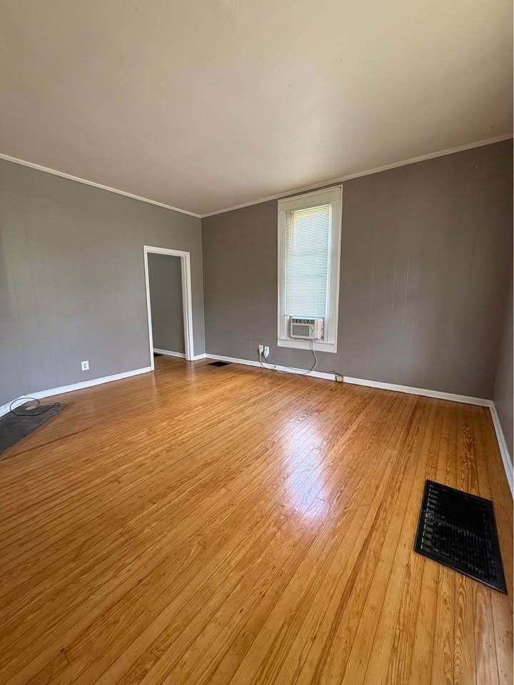 5536 Scott StreetUnit 1 #5536-1 - Photo 2 of 9