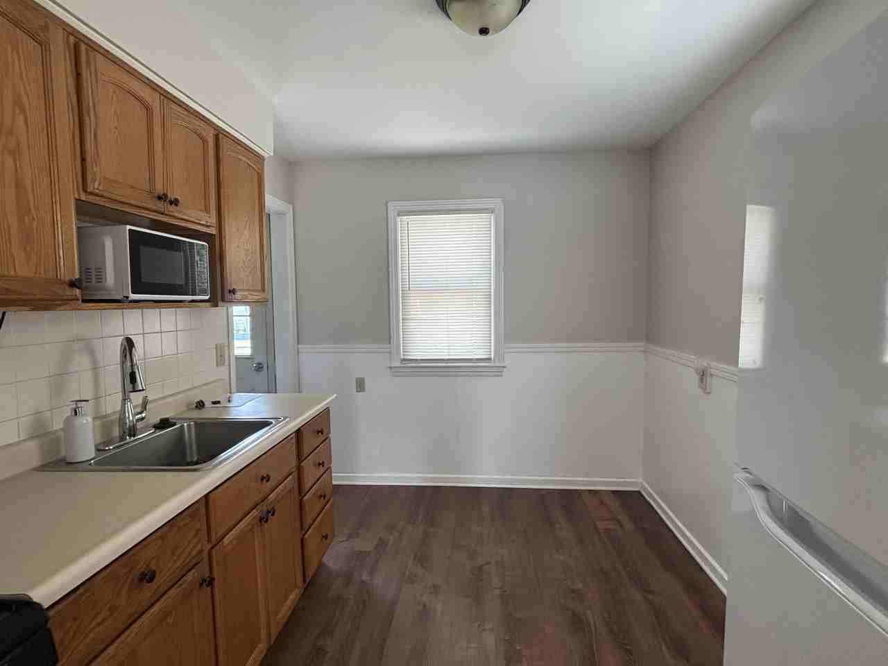 1548 Thalia Ave #1 - Photo 2 of 10