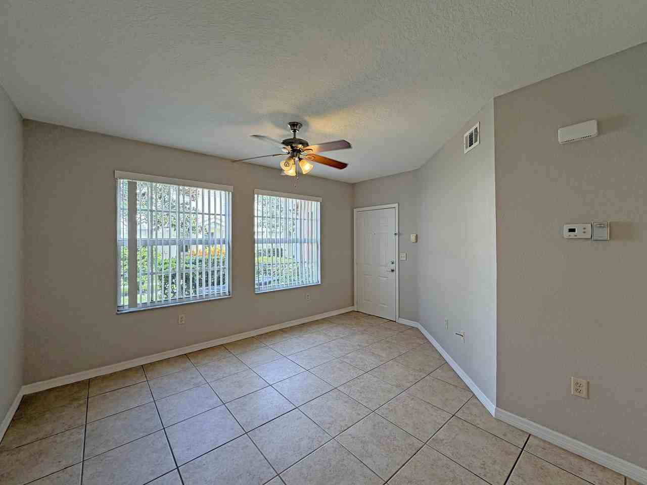 138 Sw Peacock Blvd #20-106 - Photo 5 of 36