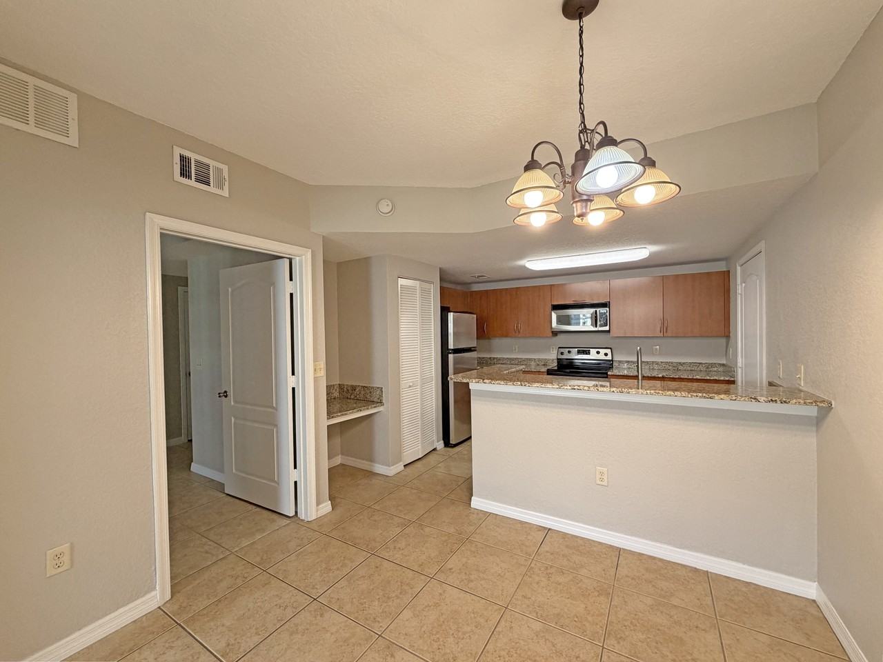 138 Sw Peacock Blvd #20-106 - Photo 6 of 36