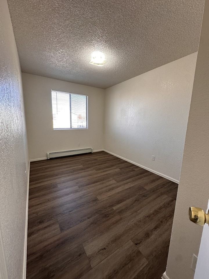 3244 Rood Ct #2 - Photo 4 of 10