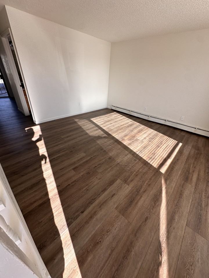 3244 Rood Ct #2 - Photo 6 of 10