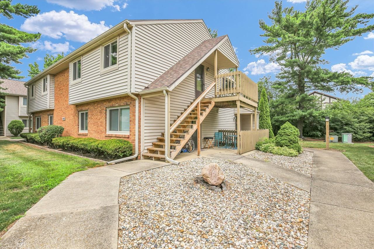 1613 Lyndhurst Dr #F - Photo 2 of 21