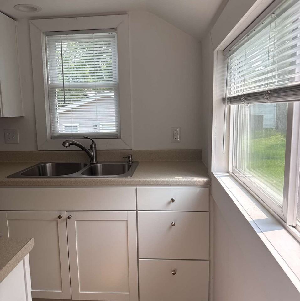307 W Ells Ave #1 - Photo 6 of 12
