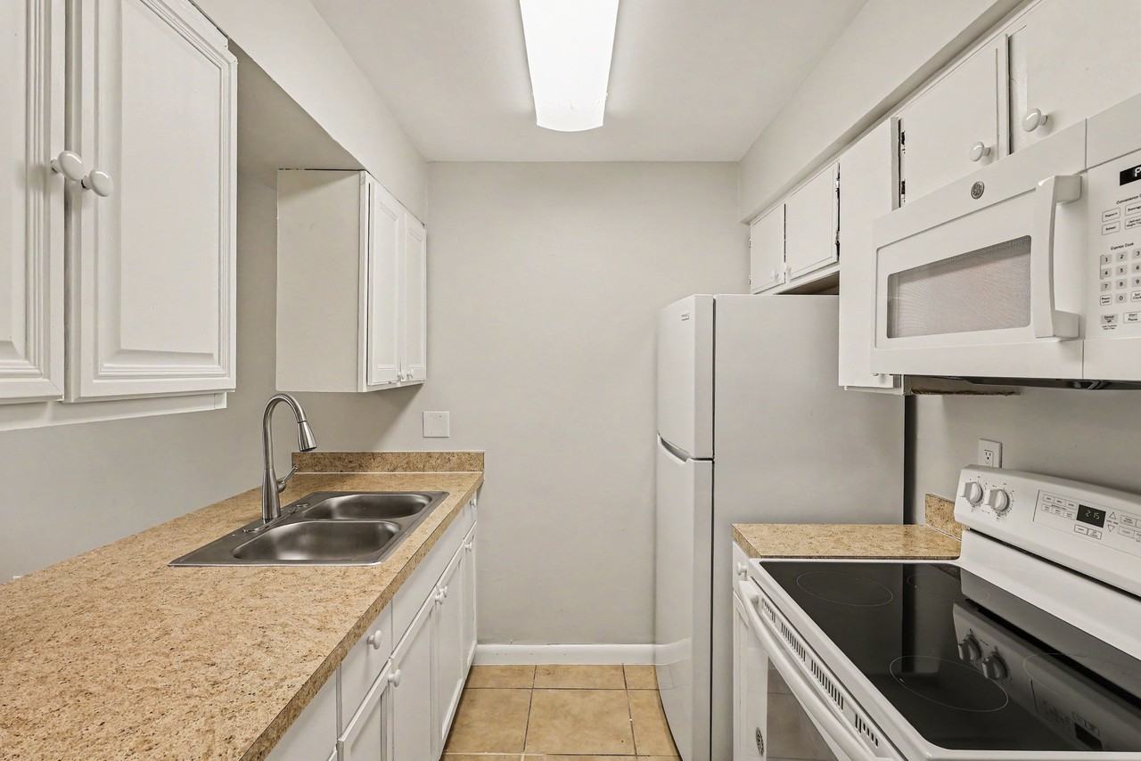 1580 South St #1580 - Photo 7 of 18
