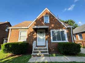 4365 W 146th St #1 - Photo 1 of 1