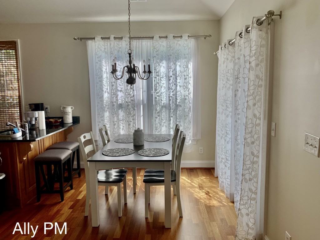 1052 Glenwood Station Ln #1 - Photo 3 of 20