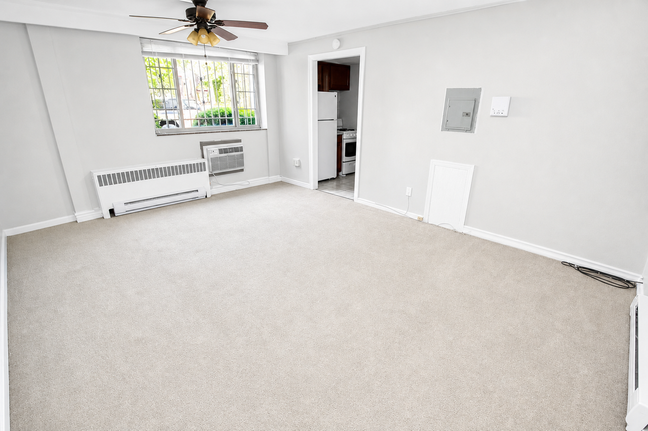 348 SOUTH HIGHLAND AVENUEAPT A #A - Photo 2 of 11