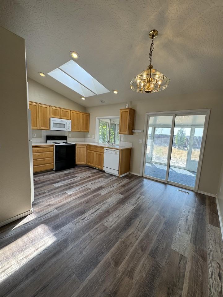 1685 Targhee St #1 - Photo 2 of 34