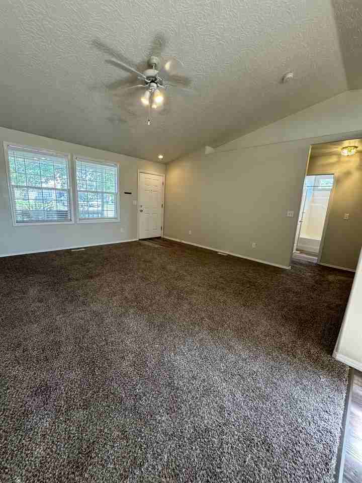 1685 Targhee St #1 - Photo 6 of 34