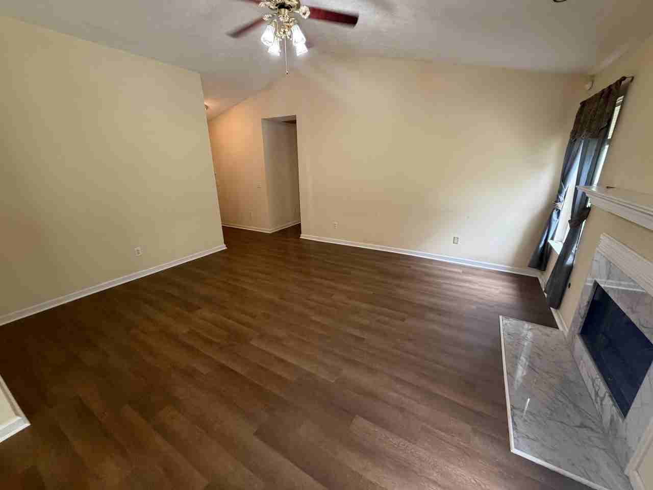 105 Pleasant Ln #1 - Photo 3 of 10