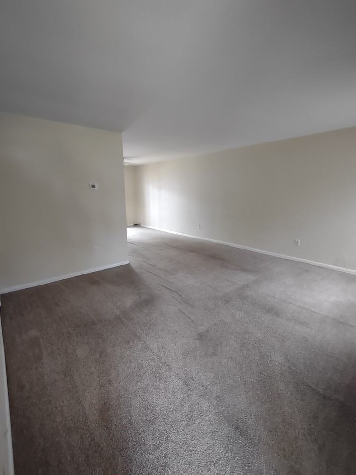 217 E Green Valley Cir - Photo 3 of 10