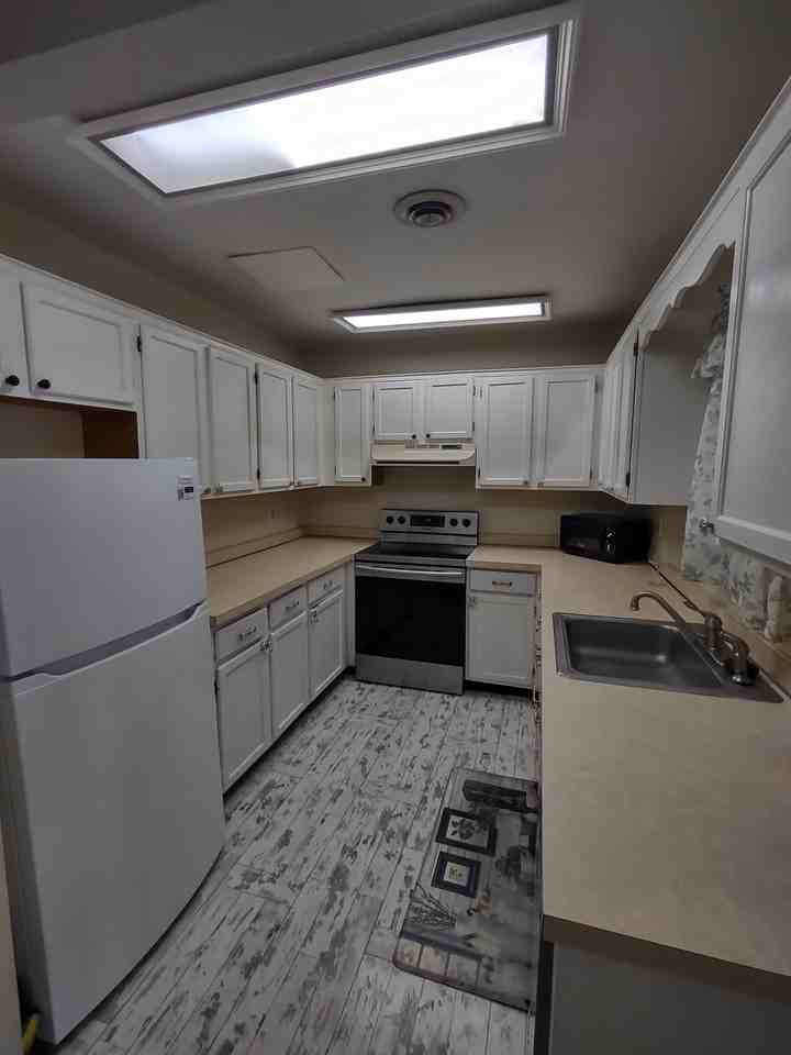 217 E Green Valley Cir - Photo 4 of 10