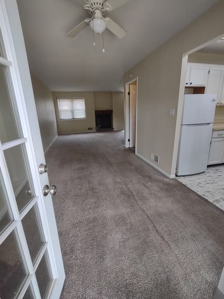 217 E Green Valley Cir - Photo 5 of 10