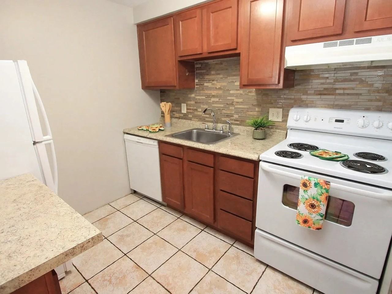 6172 LIBRARY ROADAPT 82 #82 - Photo 4 of 8