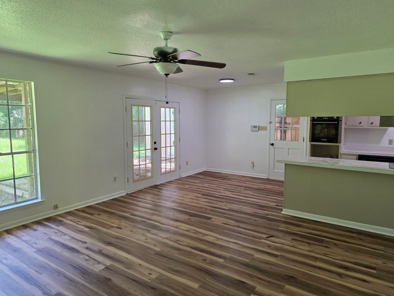 15230 Hamilton St #1 - Photo 4 of 15