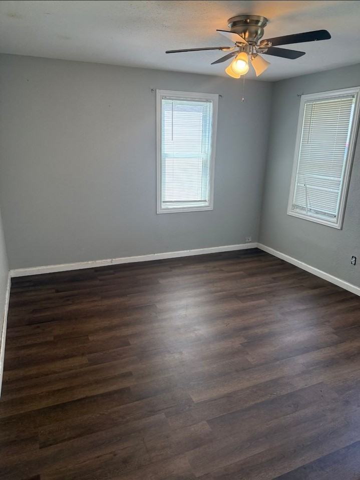 1218 Granite Ave - Photo 2 of 12