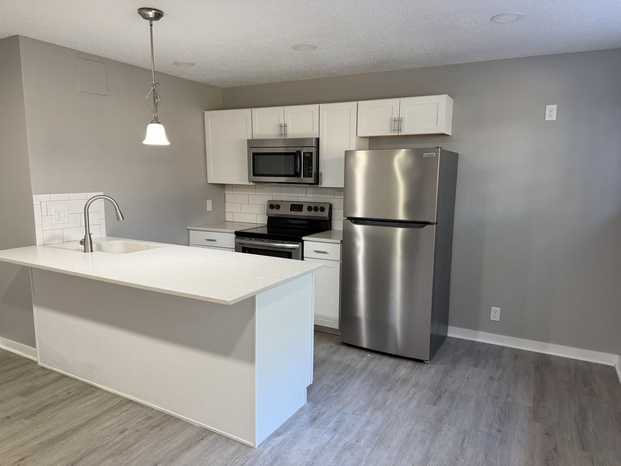 1010 S 29th St #7 - Photo 4 of 15