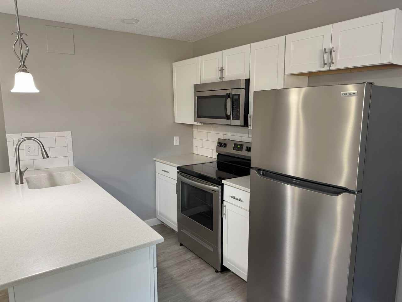 1010 S 29th St #7 - Photo 5 of 15