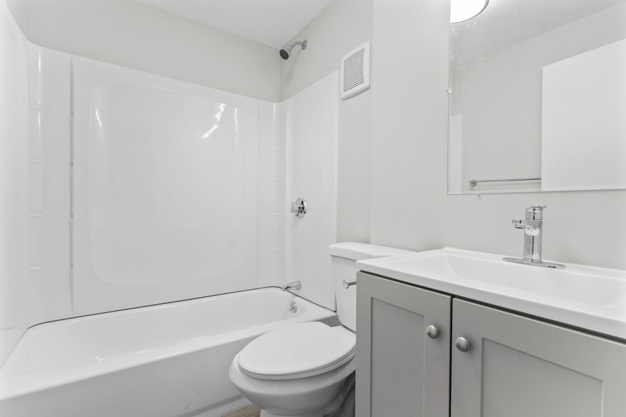 11 Bennett Dr #11-2 - Photo 3 of 10