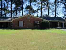 915B Southview Cir #B - Photo 1 of 1