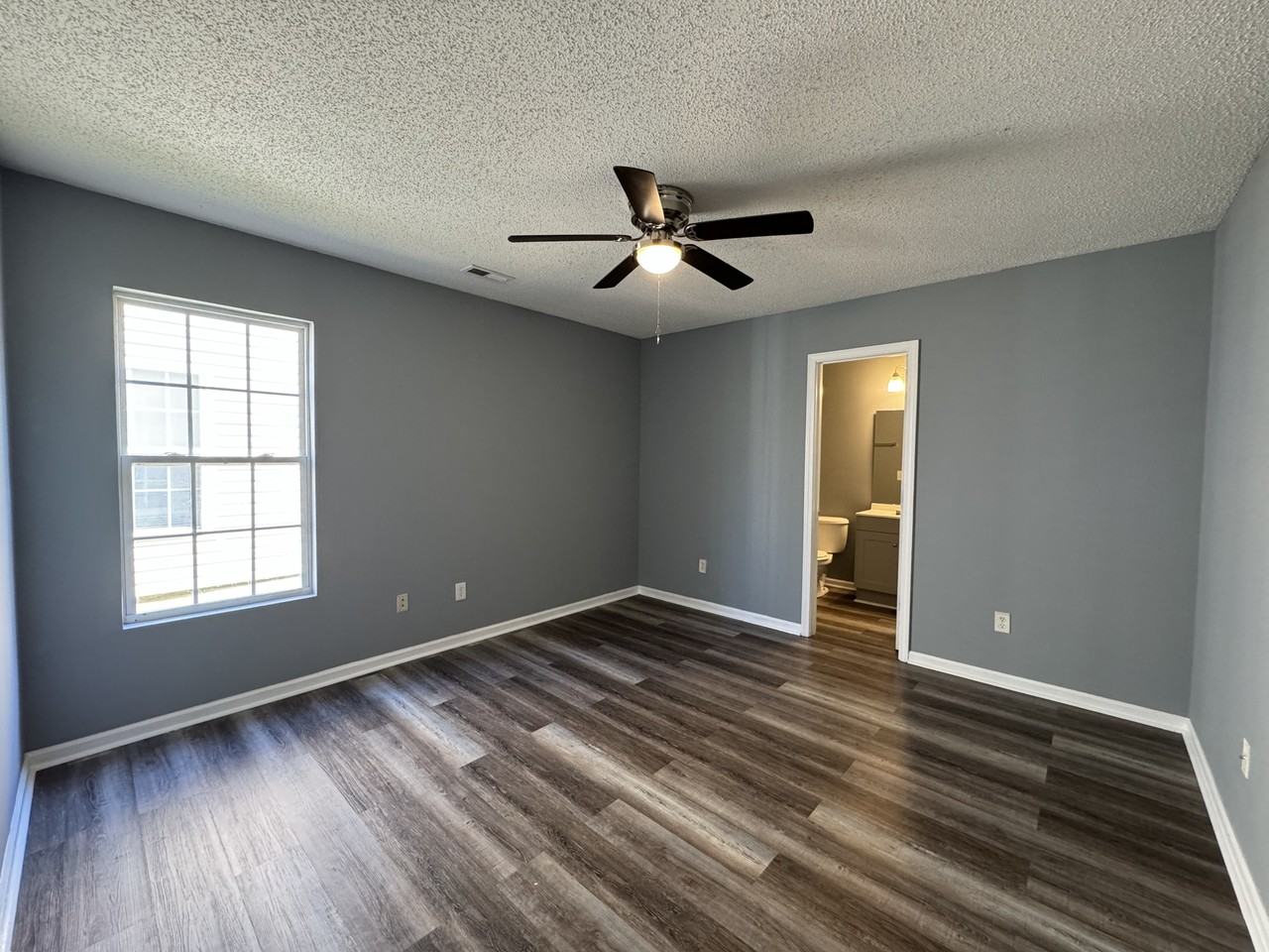 808 Royal St #A - Photo 6 of 18