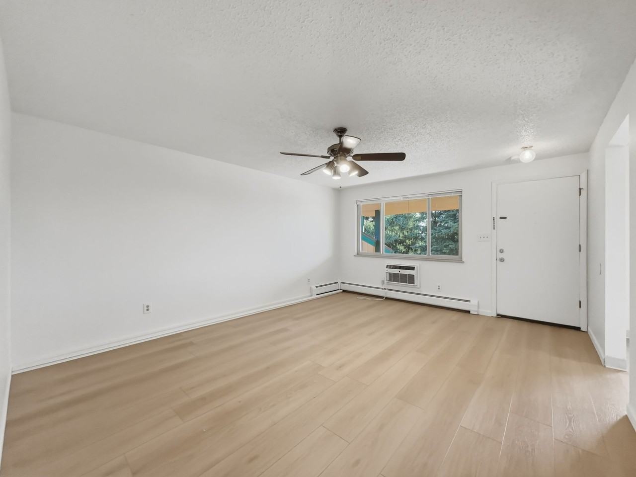 Simms Street 6155 - Photo 6 of 12