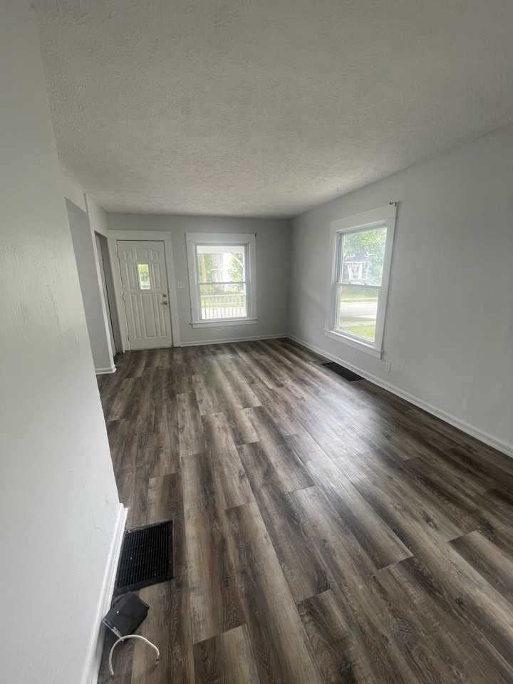 1822 New York Ave #1 - Photo 4 of 22