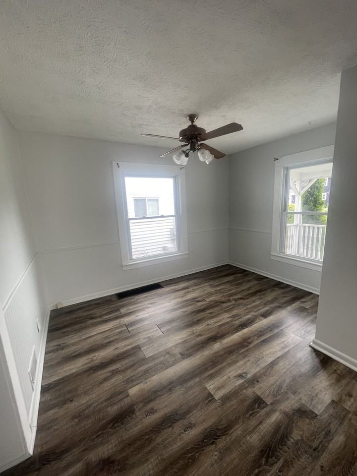 1822 New York Ave #1 - Photo 5 of 22