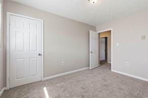 featured image of 121 Fay St