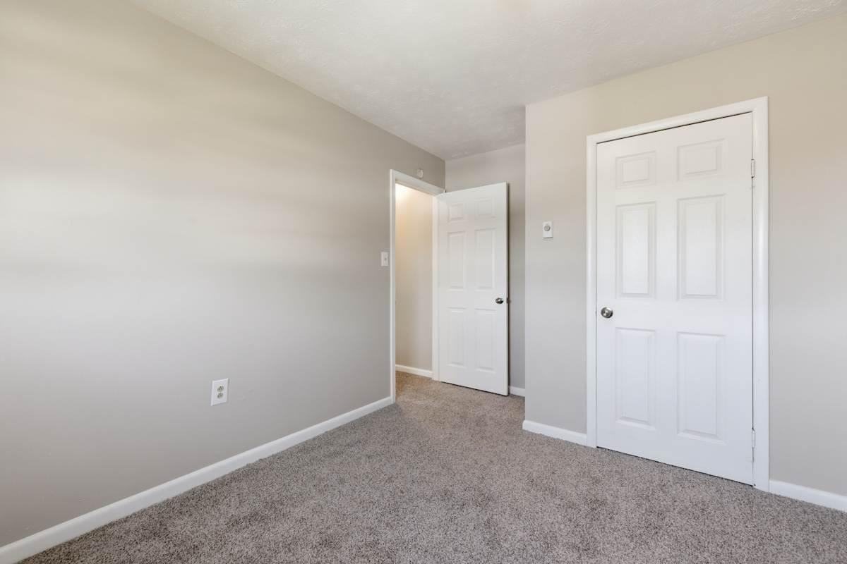 121 Fay St - Photo 5 of 27