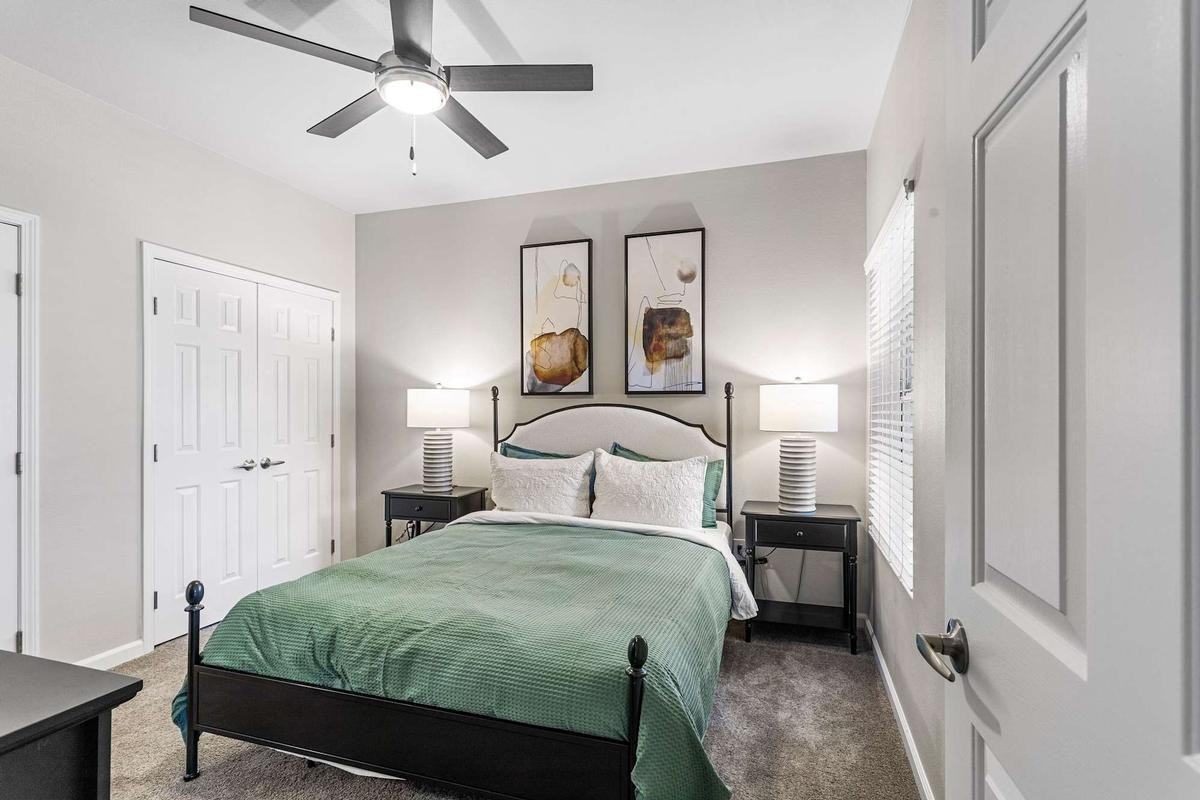 603 College Pkwy - Photo 2 of 29