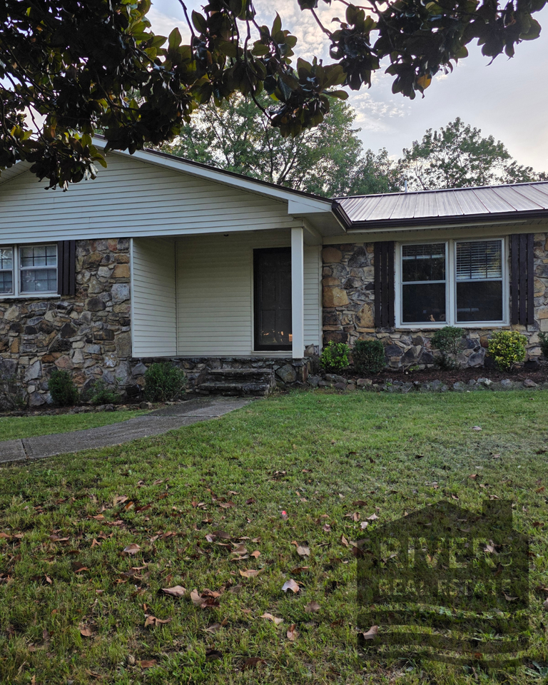 1233 Ridge Dr #1 - Photo 2 of 22