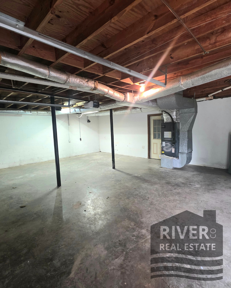 1233 Ridge Dr #1 - Photo 5 of 22